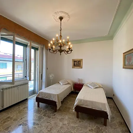 Apartamento Ampio Vista Mare Per 6 Persone Albenga