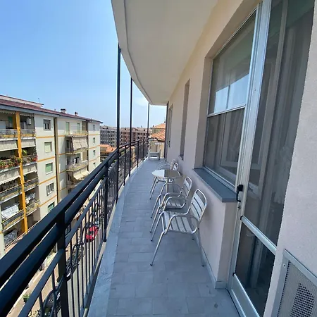 公寓 Ampio Vista Mare Per 6 Persone 阿尔本加