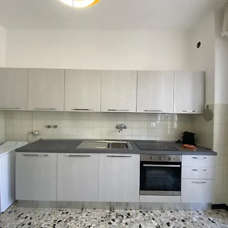 Ampio Vista Mare Per 6 Persone * Albenga