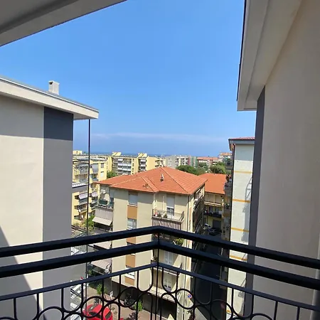 Ampio Vista Mare Per 6 Persone