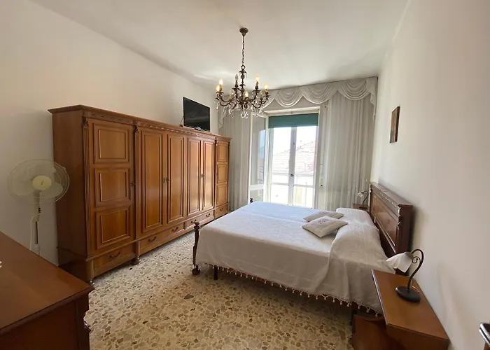 Ampio Vista Mare Per 6 Persone * 알벤가