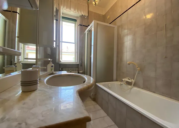 Ampio Vista Mare Per 6 Persone * 阿尔本加