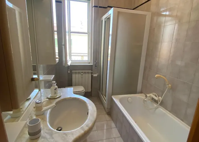 Ampio Vista Mare Per 6 Persone 公寓 阿尔本加